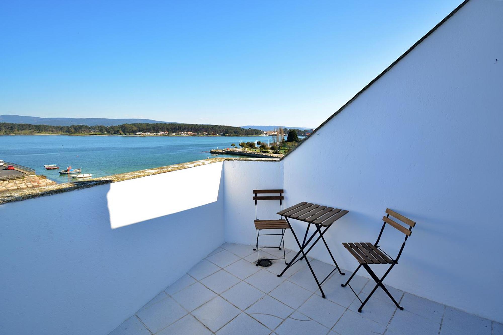 Apartamento Con Terraza Frente Al Mar En Эль-Грове Экстерьер фото